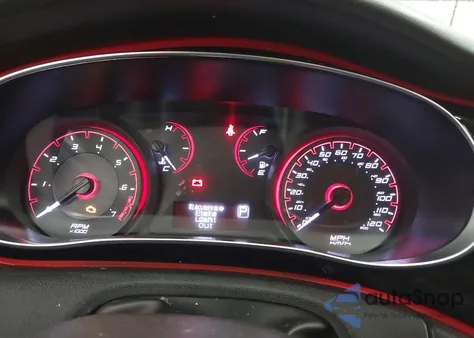 2015 Dodge Dart Sxt z USA, uszkodzony, nr VIN 1C3CDFBB6FD344859